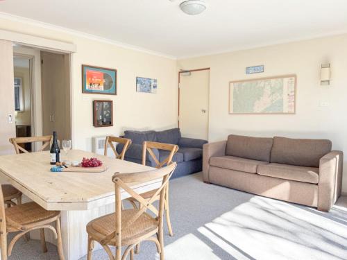 Thredbo Apartment | Mowamba E1