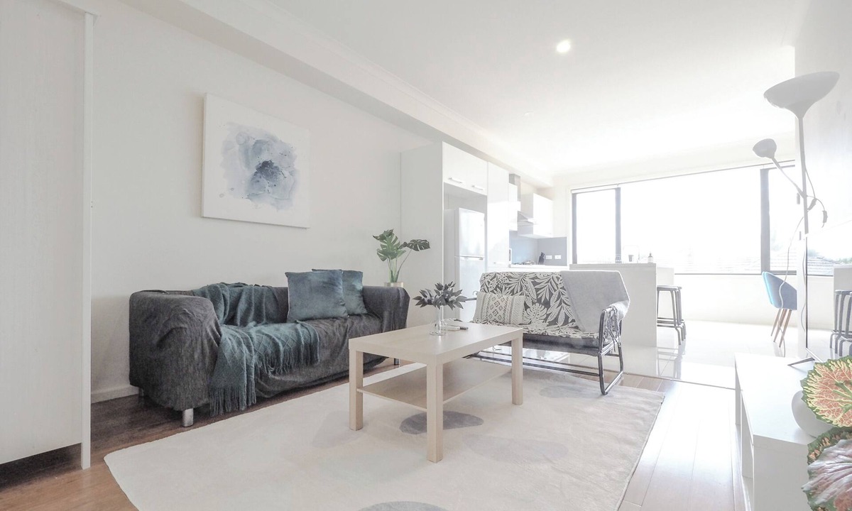 Mount Waverley Apartment | Mt Waverley Spacious 2BR2BA parking wifi balcony