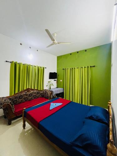 Anaviratty House | Munnar Lush Greens