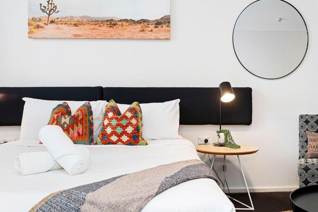 Perth Central Business District Apartment | Murray St Urban Retreat