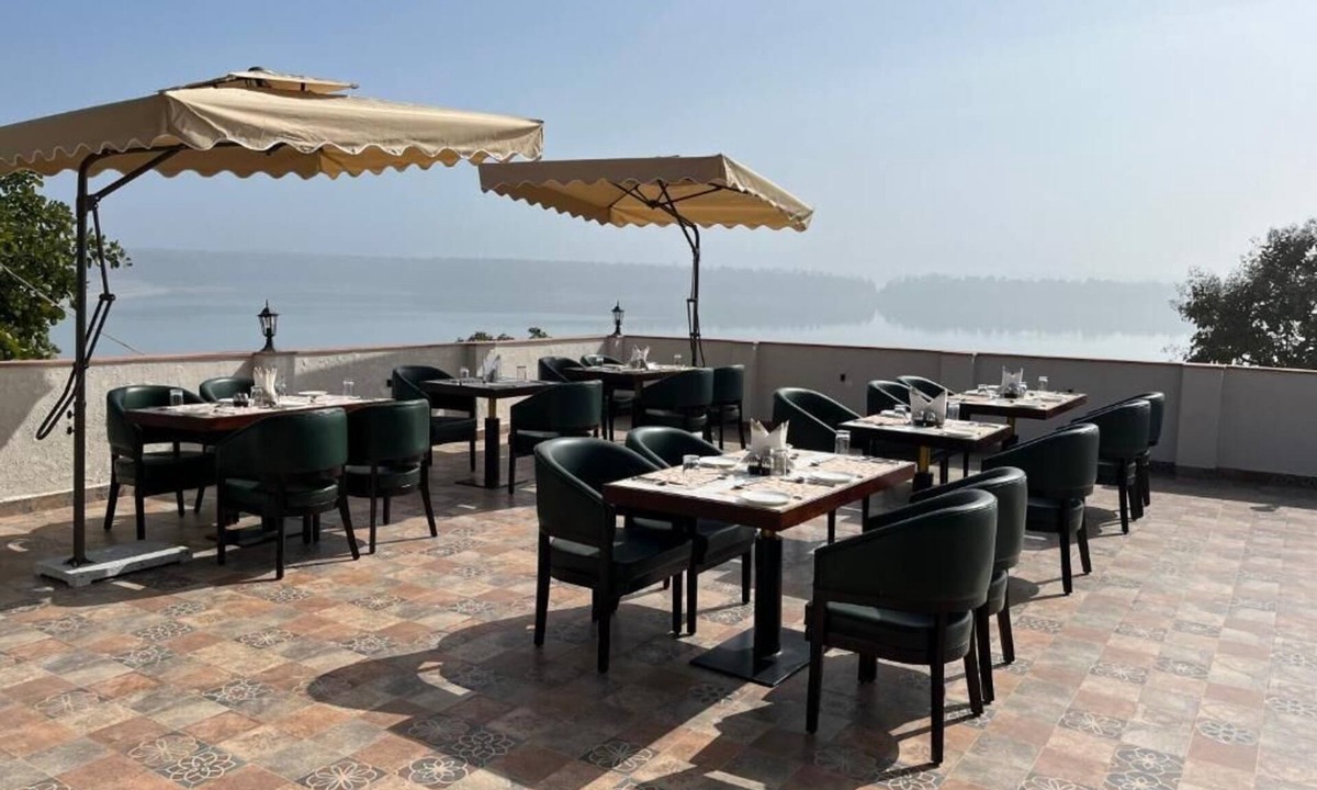 Surwaya Resort | Narwar Lakefront Resort
