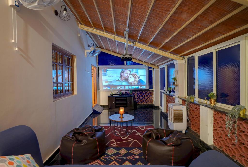 Denkanikota Villa | Nature Escape Pool Jacuzzi BBQ 1hr E-city