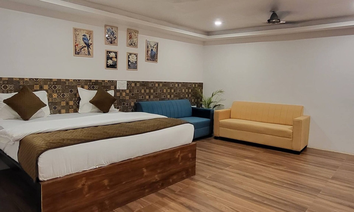 Indore Resort | Nature Lovers Resort