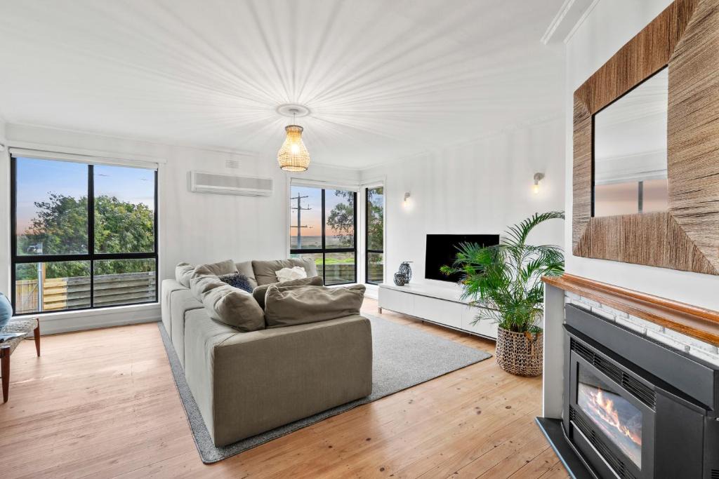 Ocean Grove House | Nature's Edge Hideaway