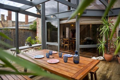Goolwa House | Nectarine Cottage - A Romantic Goolwa Retreat