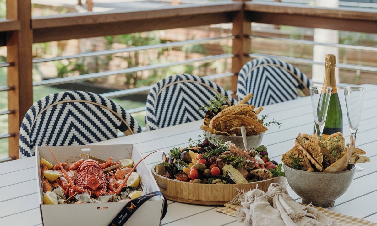 Nelson Bay Hotel | Nelson Palms Motel
