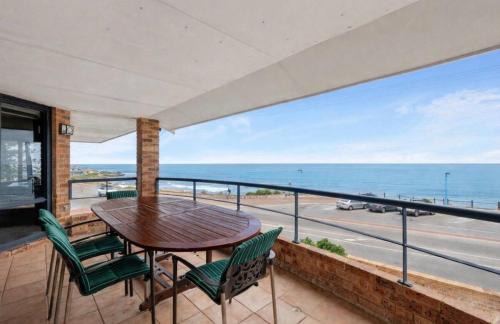 North Beach House | NEW! Beachfront Holiday Home