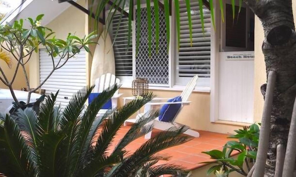 Mermaid Beach House | Nobby's Beach House at Mermaid