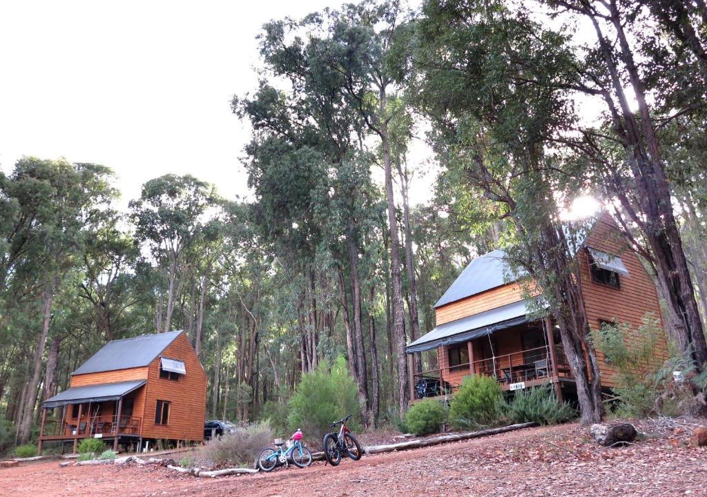 Dwellingup Ski Chalet | Noble River Estate