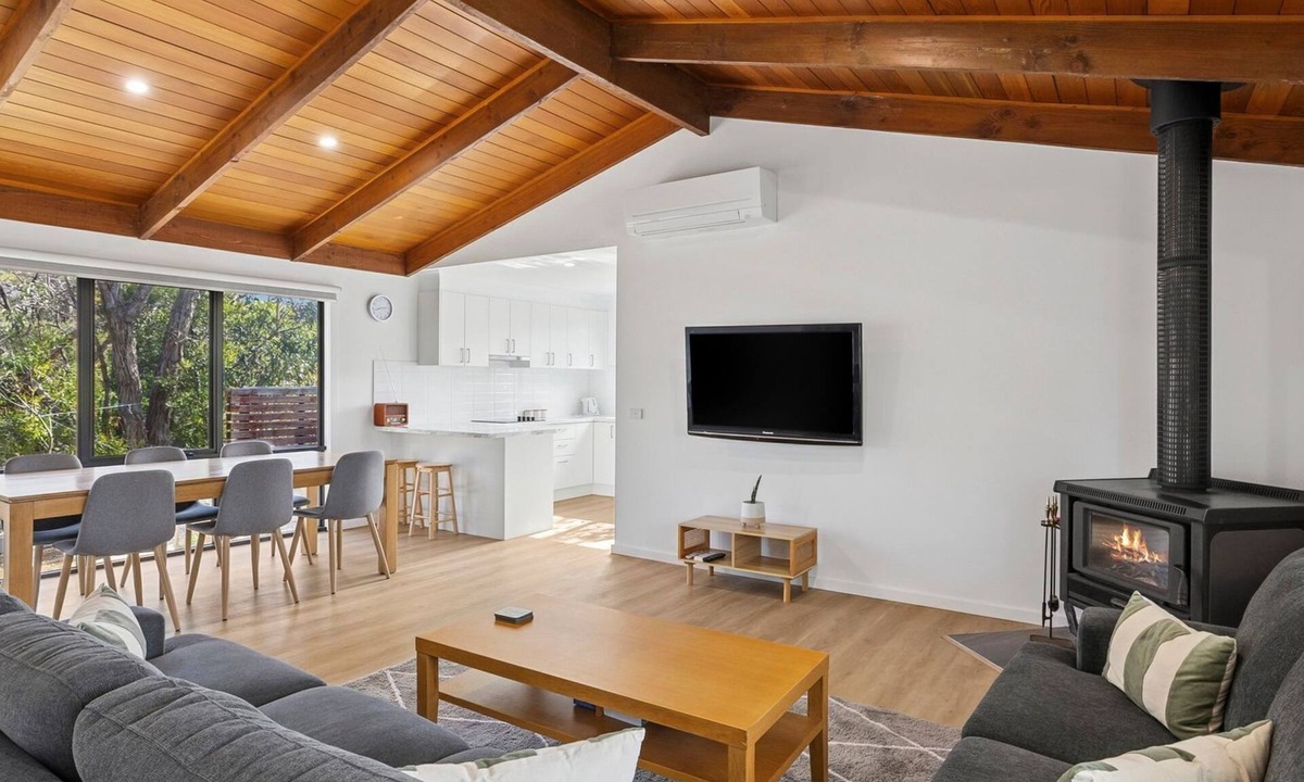 Anglesea House | Nod Off On Noble - Anglesea