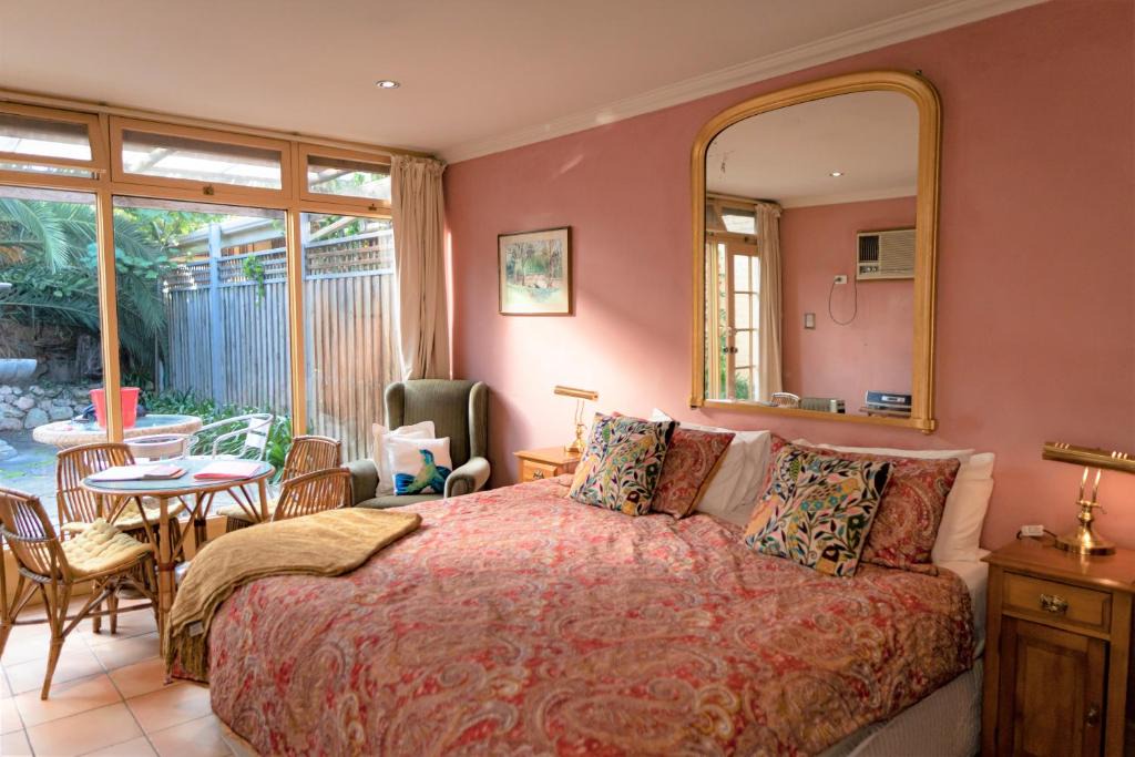 North Adelaide Apartment | North Adelaide Heritage Cottages & Apartments