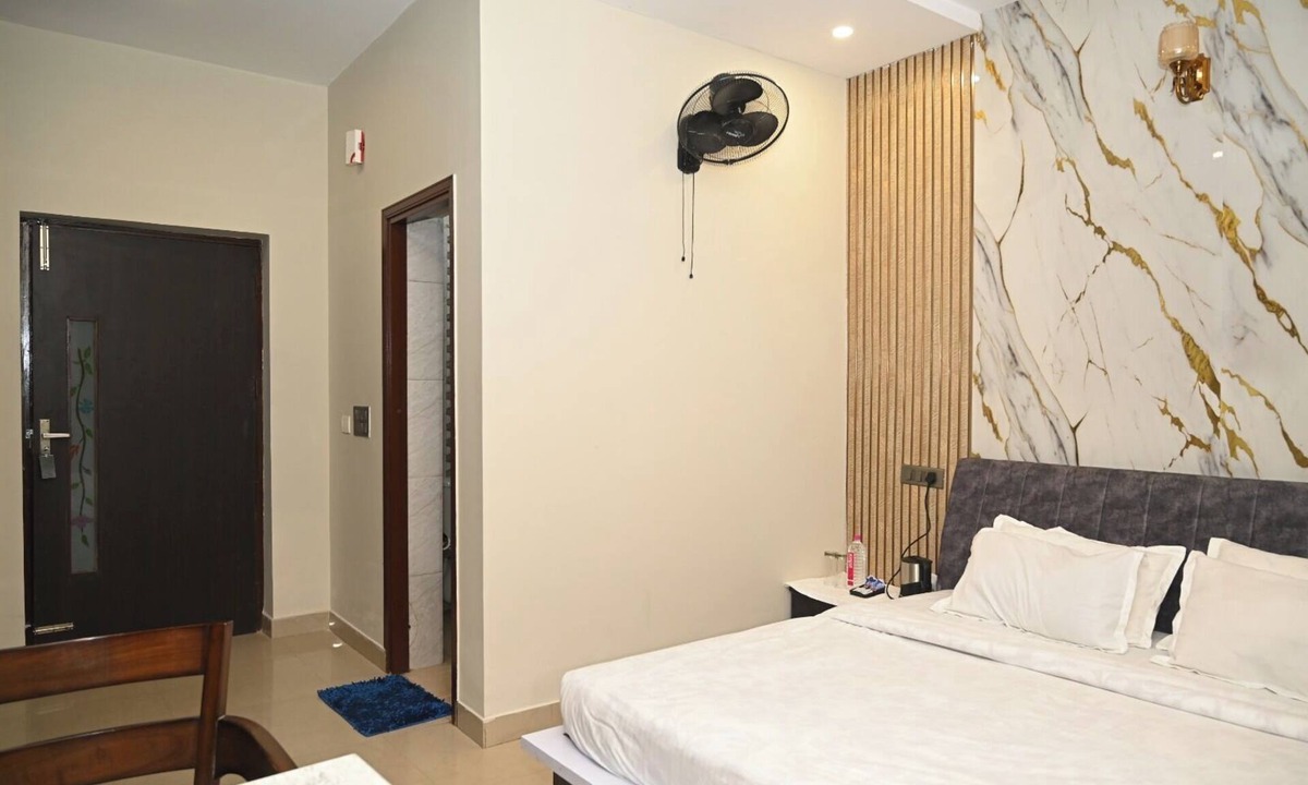 Ambala Hotel | NRI Hotel