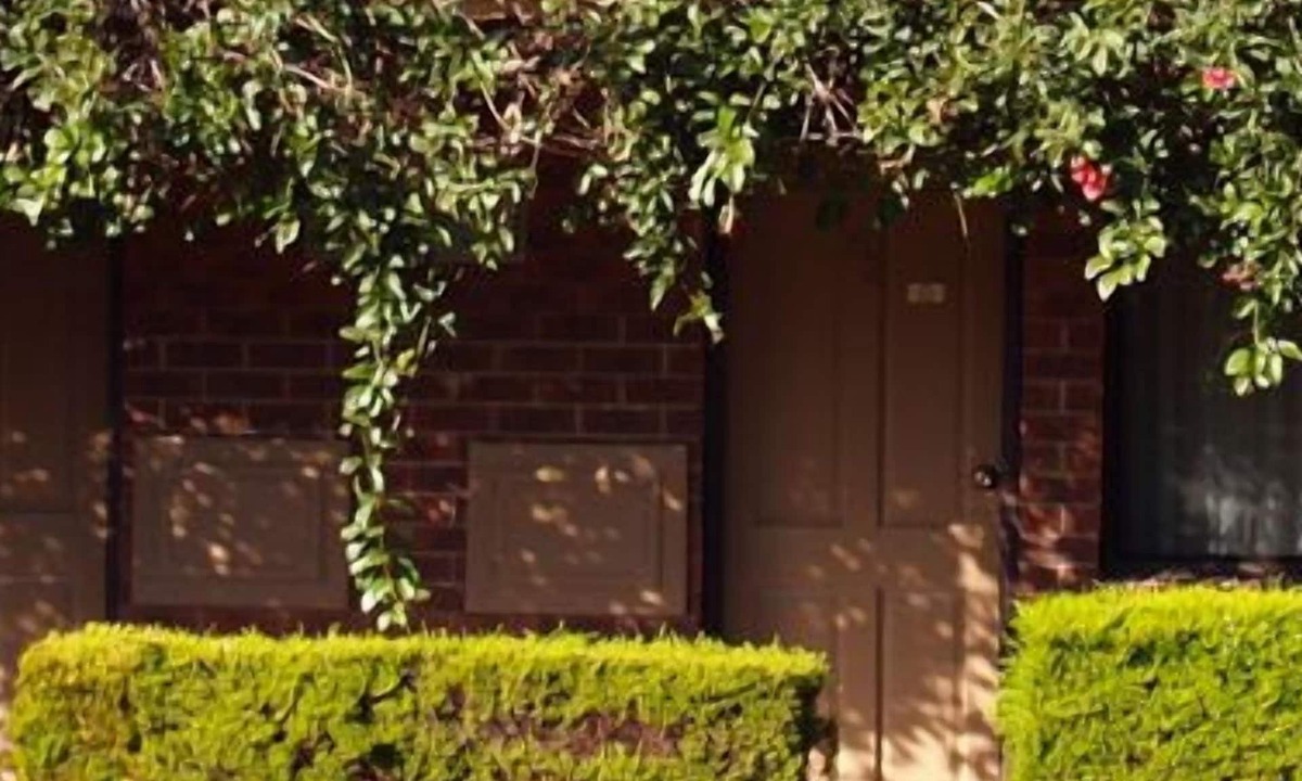 Blackburn Hotel | Nunawading Motor Inn