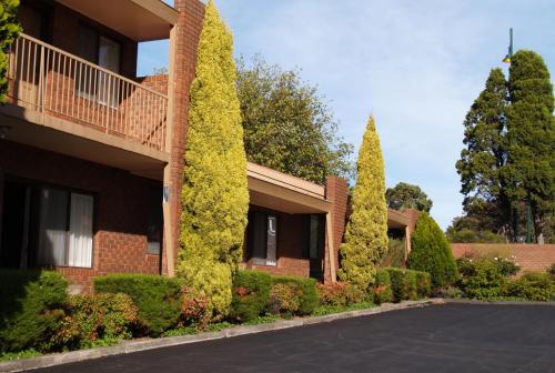 Blackburn Hotel | Nunawading Motor Inn