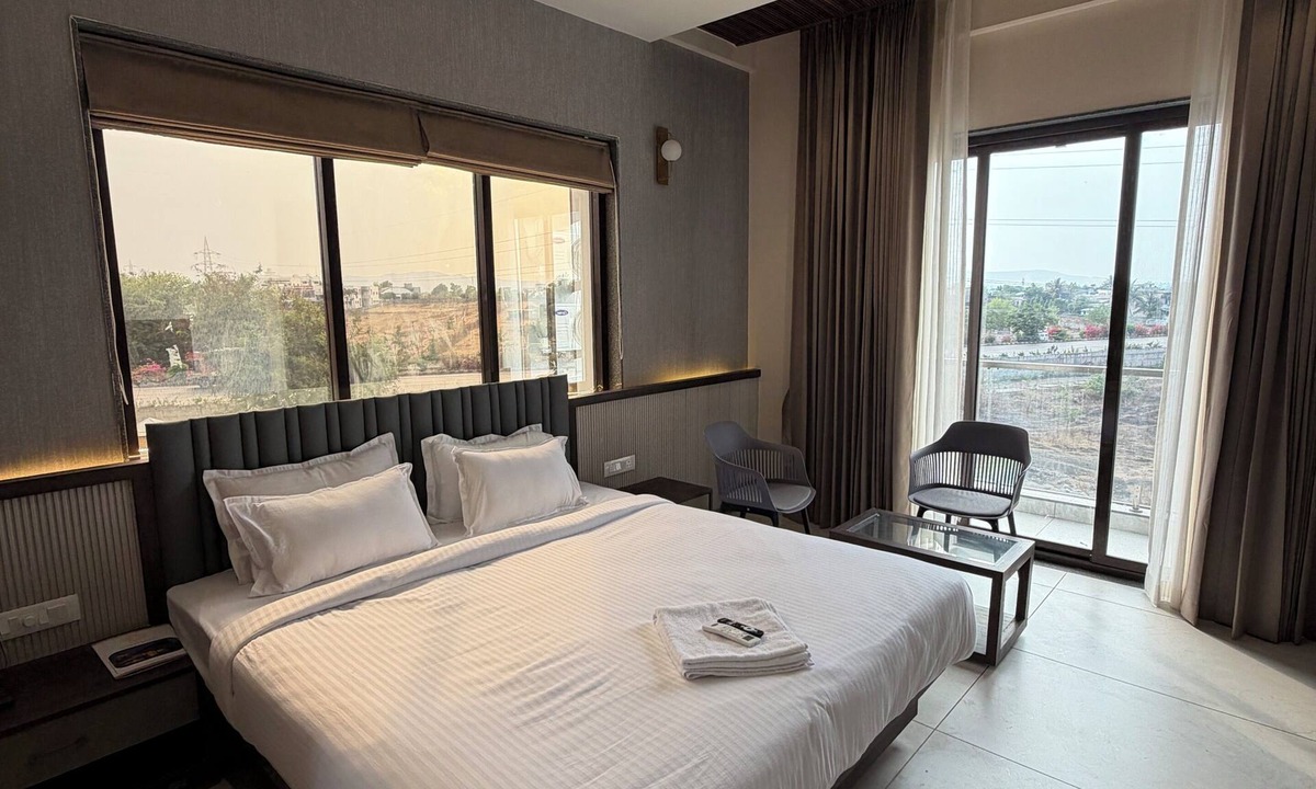 Islampur Hotel | O'Nest Select
