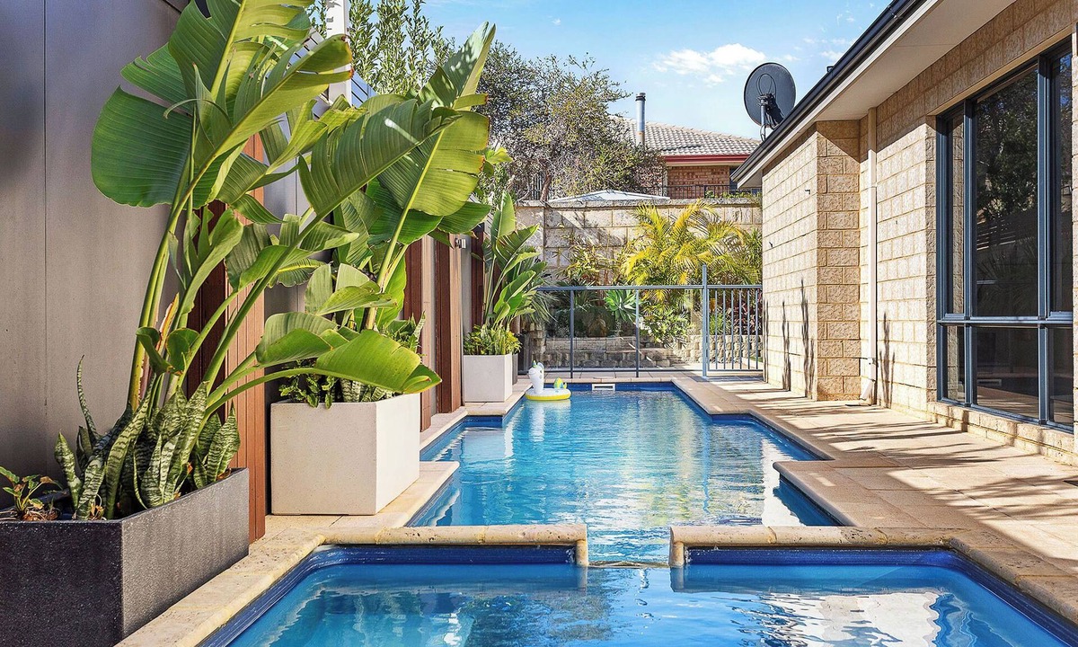 Hillarys House | Oasis @ Hillarys