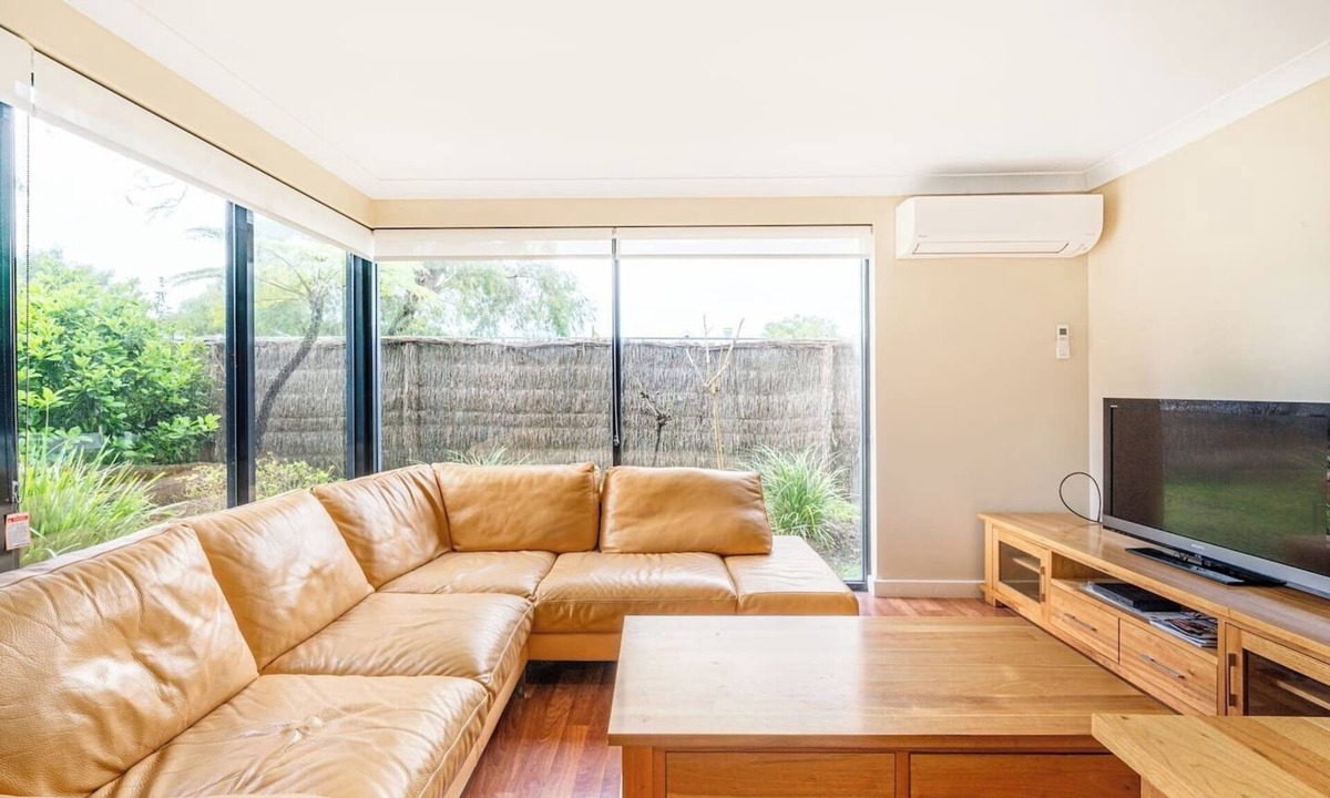 Broadwater Villa | Ocean Pearl - Unit 4 Cape View Resort
