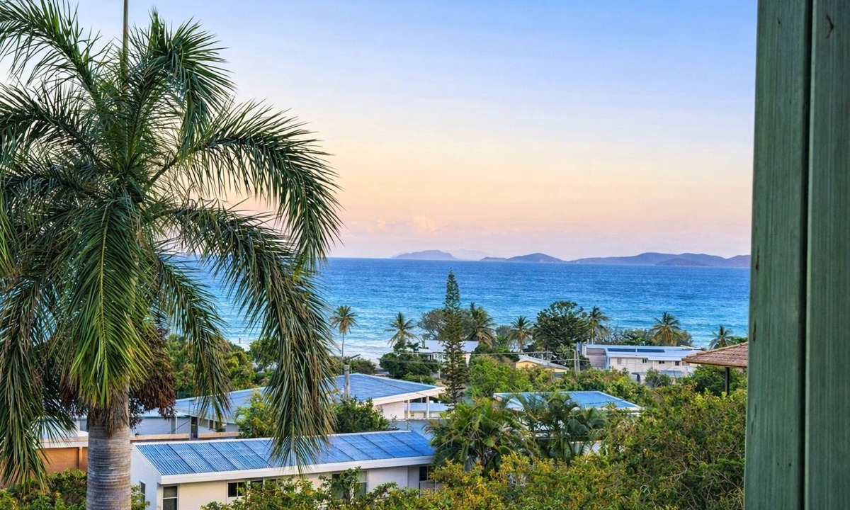 Barlows Hill House | Ocean View Beach House - Barlows Hill