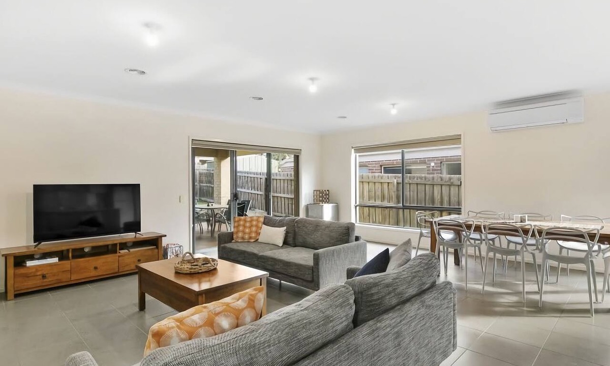Torquay House | Ocean View Crescent 59 Torquay Pet Friendly