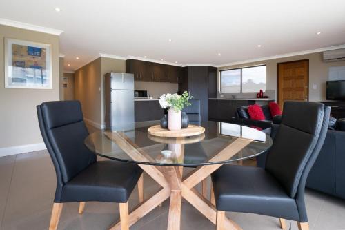 Geographe Apartment | Ocean View Executive Apartment 2