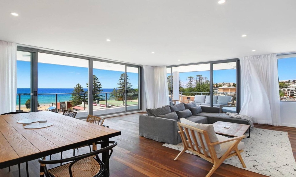 Terrigal Apartment | OCEANS EDGE PENTHOUSE #15 | Accom Holidays