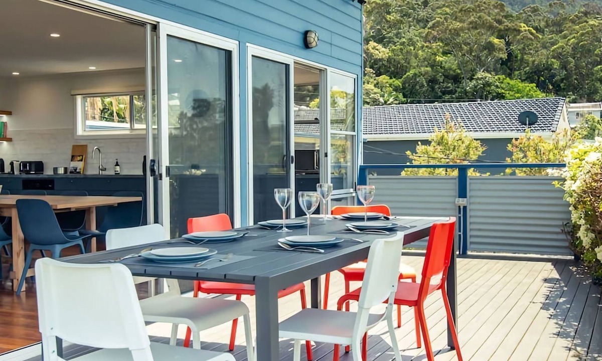 Wombarra House | Oceanview Escape One Hour from Sydney