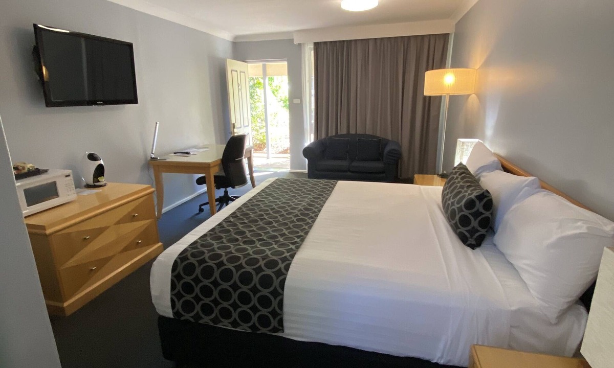 Rutherford Hotel | Old Maitland Inn