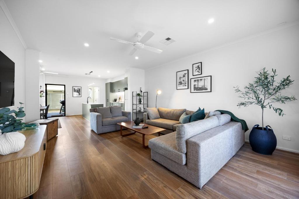 Mount Barker Apartment | Olive Lane - Boutique Escape & Serene Farmland Views