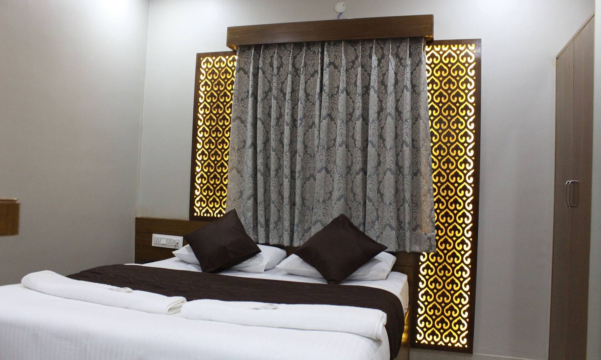 Madiwala Hotel | Olivia Inn And Suites