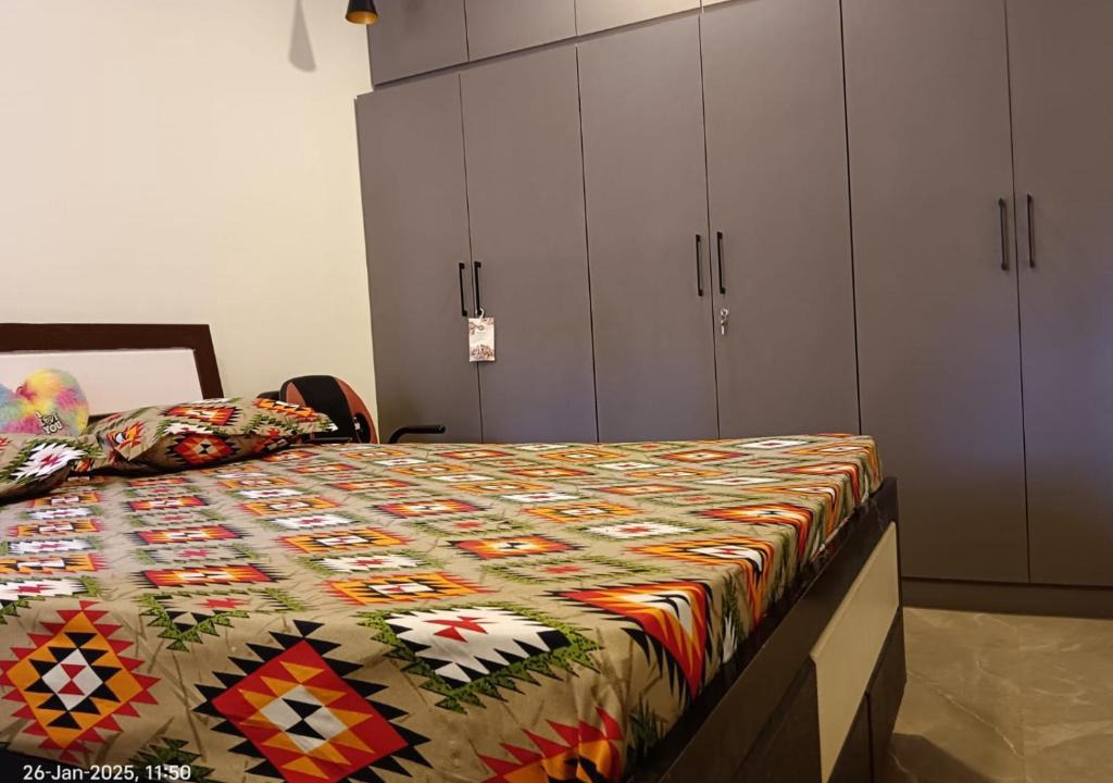Bhuj House | Om Niwas