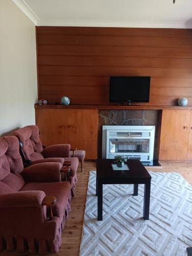 North Albury House | Omann Cottage