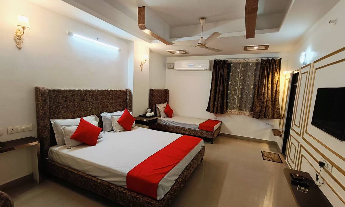 Paota Hotel | Omni Plaza