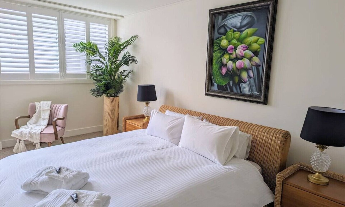 Devonport Apartment | ONE Luxury Apartment