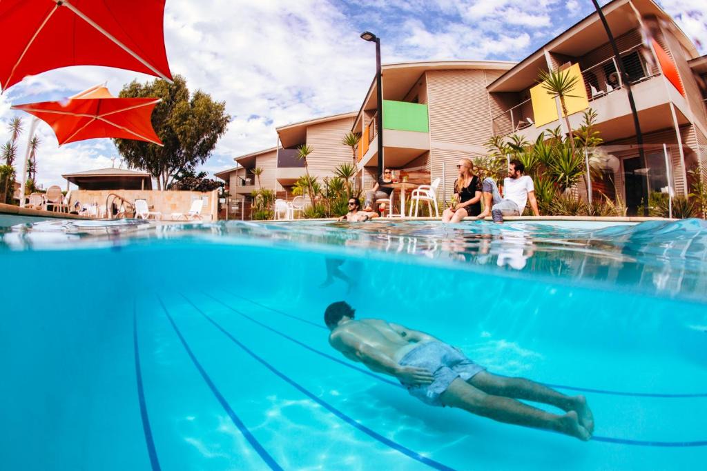 Onslow Resort | Onslow Beach Resort