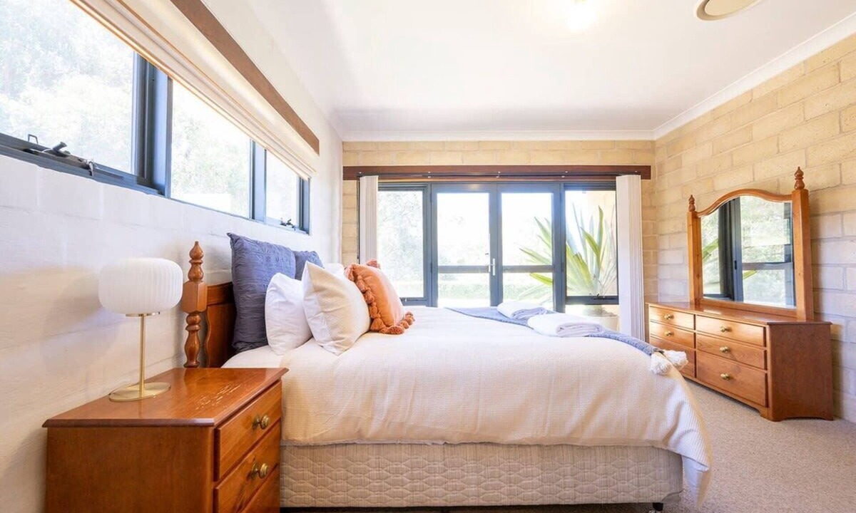 Canobolas House | Opal View - Serene Sanctuary, Close to Cadia