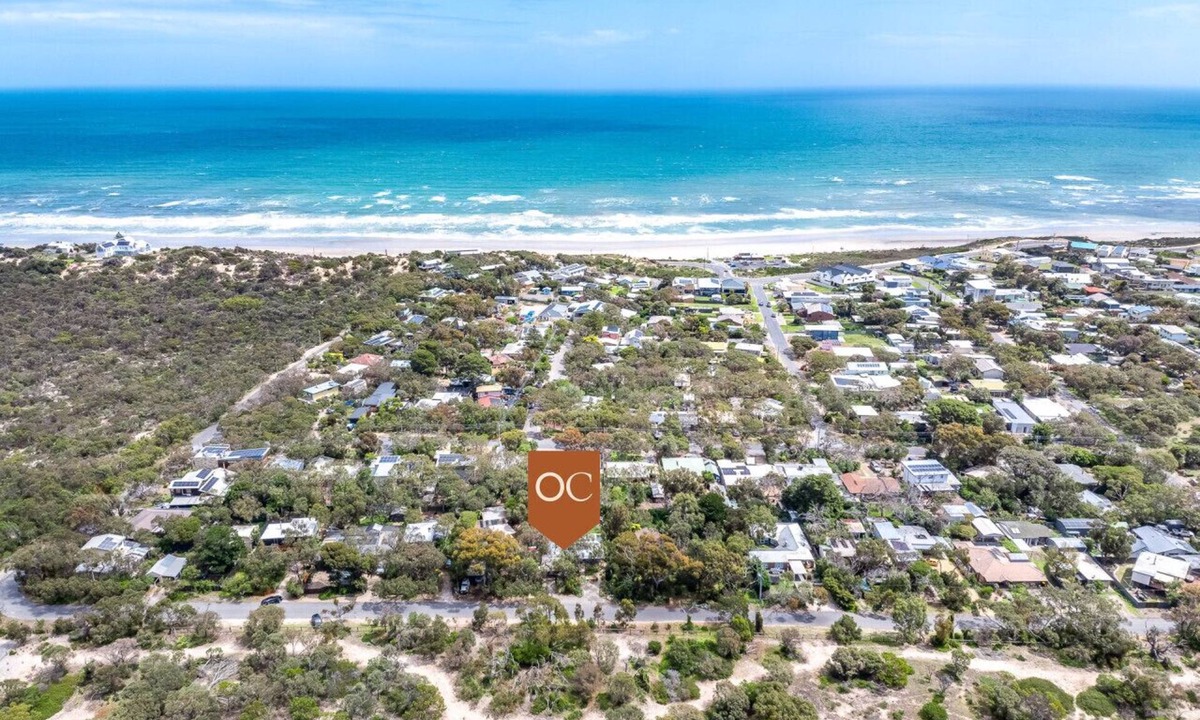 Aldinga Beach House | Open the door, to a stay with it all!