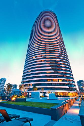 Broadbeach Apartment | Oracle Resort Broadbeach - Hosted by Gold Coast Luxury Resorts
