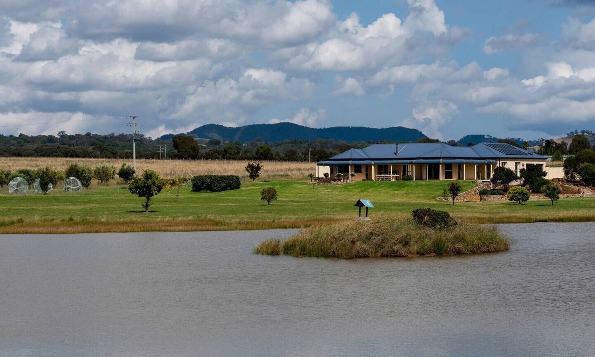 Erudgere House | Orana Grove Reset at a Mudgee Vineyard Getaway