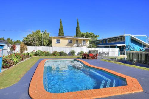 Bundaberg West Hotel | Oscar Motel
