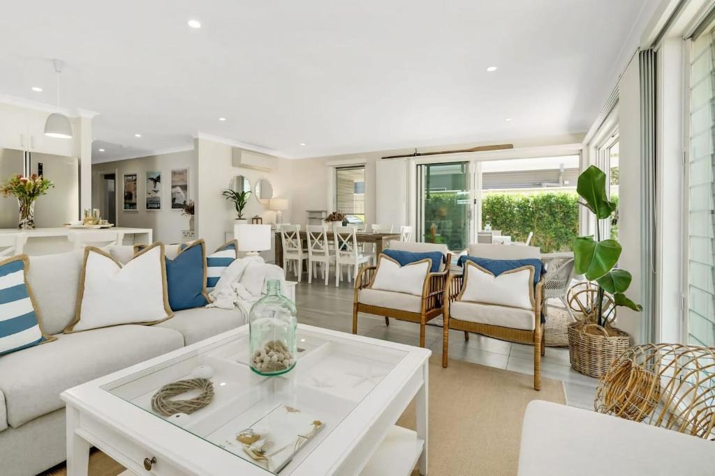 Broulee House | Oscar's Broulee Beach Luxury Coastal Living