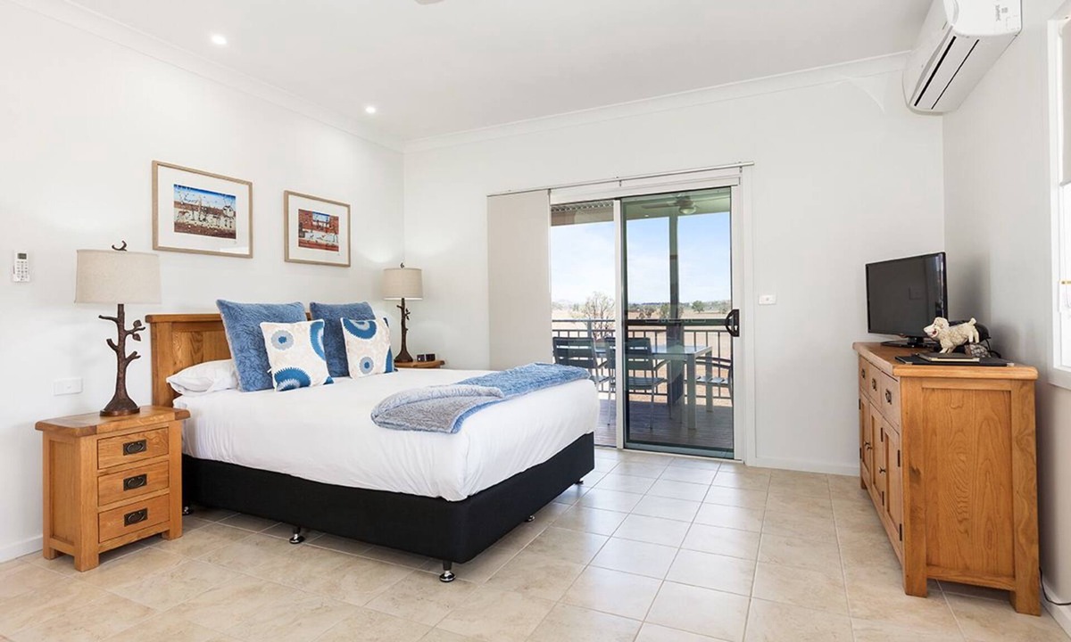 Gulgong Apartment | Owl Head Lodge