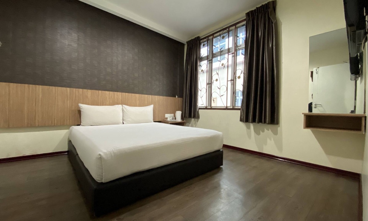 Ayer Hitam Hotel | OYO 89752 7 Days Express Hotel