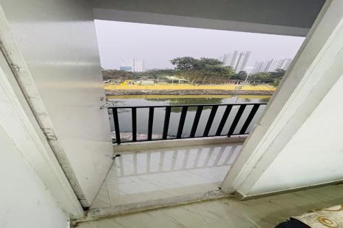 New Town Apartment | OYO Home Gitanjali Home