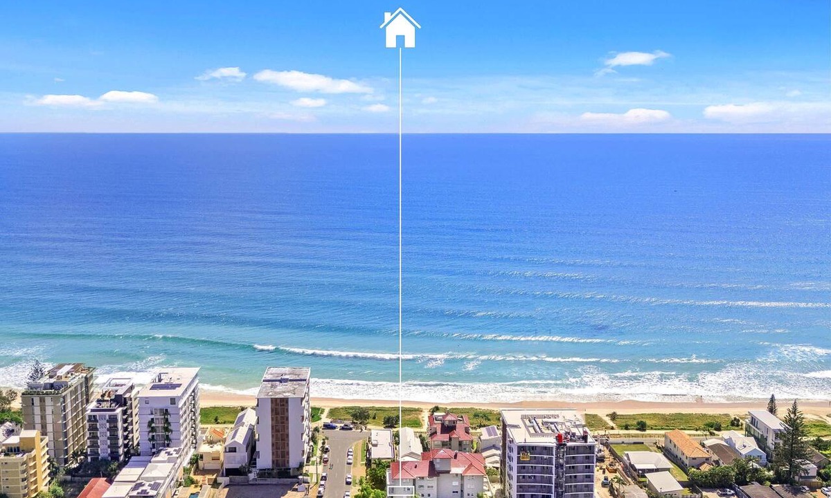 Palm Beach Apartment | Palm Beachview Luxe Steps to beach & Talle creek