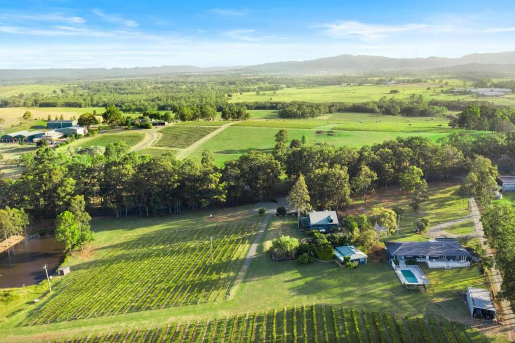 Pokolbin House | Palmers Lane Vineyard Homestead and Cottage
