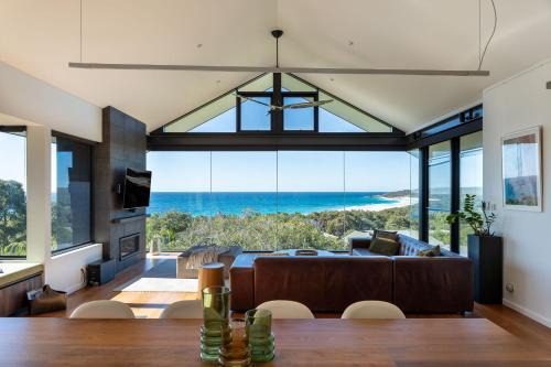 Naturaliste House | Panorama I Private Properties