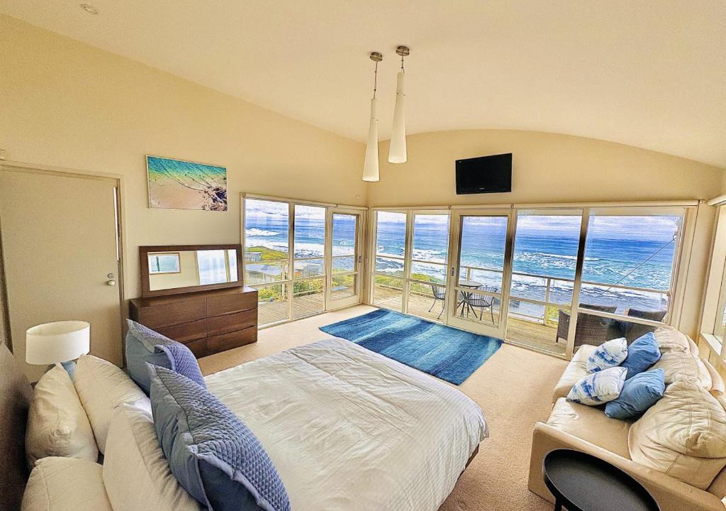 Marengo House | PANORAMA VIEWS - spectacular ocean views