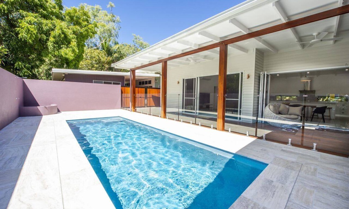 Horseshoe Bay House | Papillon Bleu