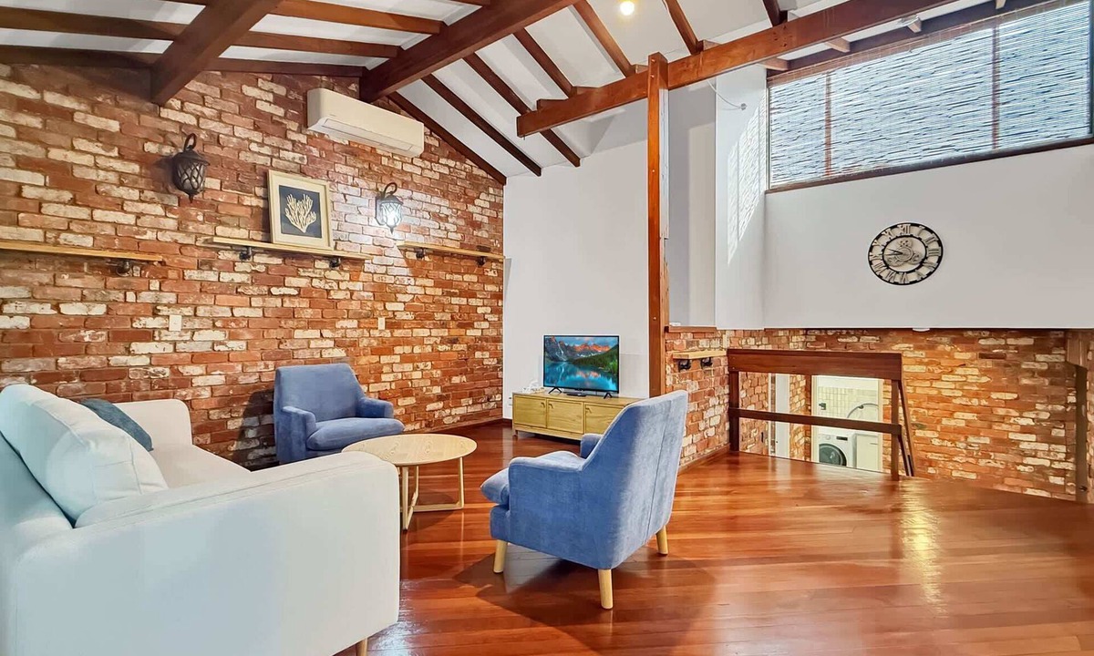Bouvard House | Peaceful 3-Bed Stay Near the Coast