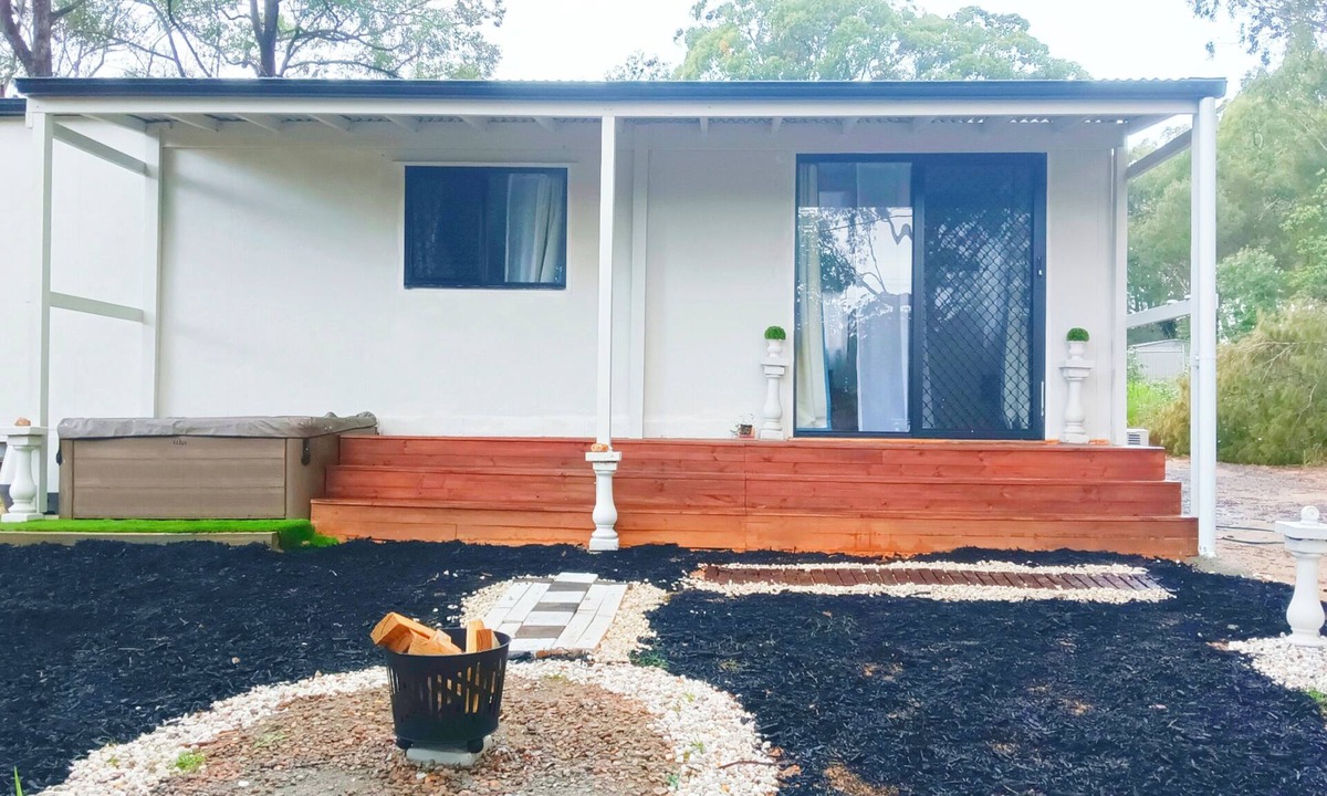 Brisbane Waterfront House | Peaceful Forest Retreat